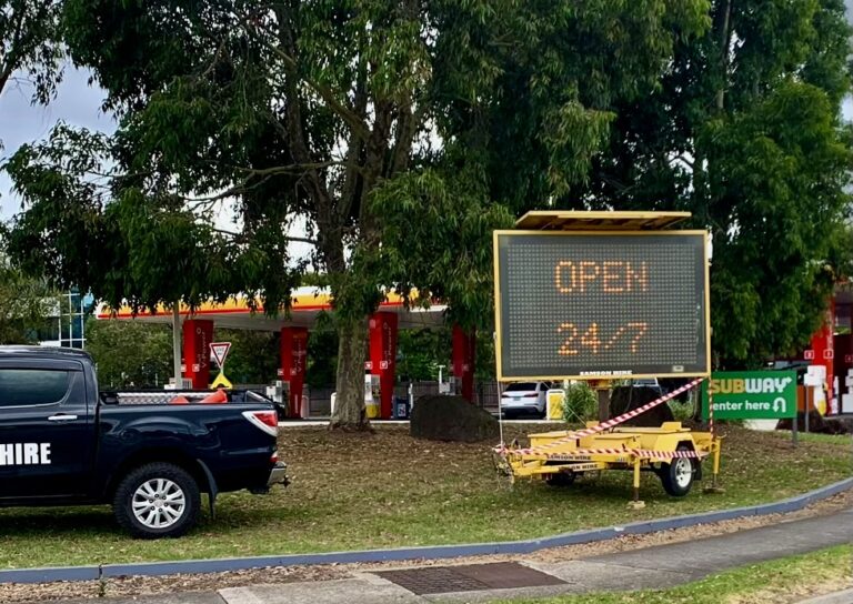 Large Variable Message Signs 768x544